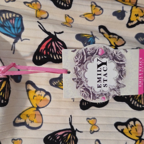 Nwt Butterfly Print Spaghetti Strap Top - Picture 2 of 4